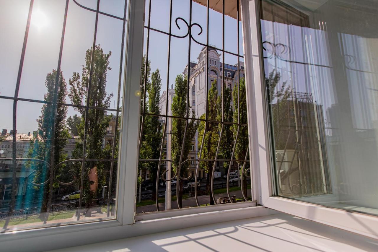 Big Jacuzzi , Sauna , Khreshchatyk Apartments 基輔 外观 照片