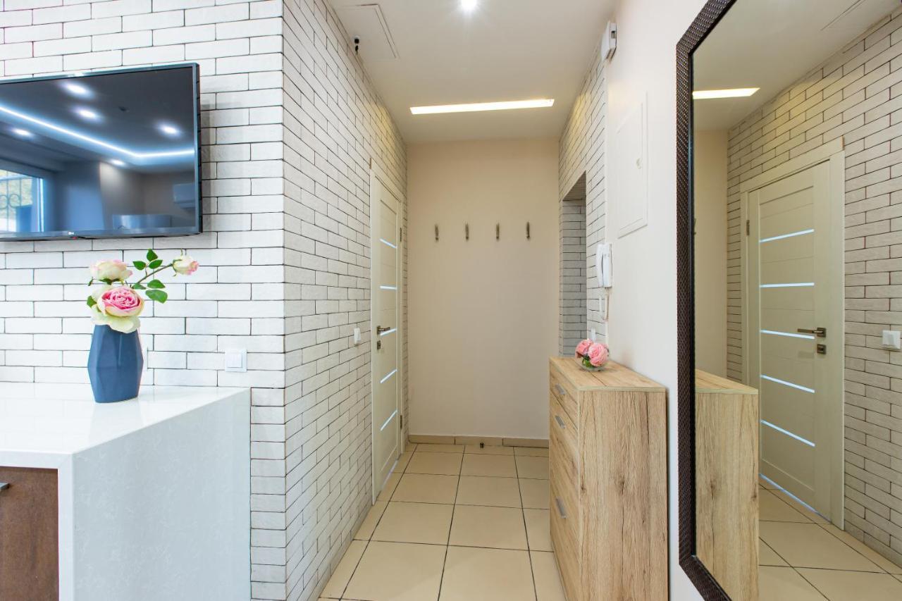 Big Jacuzzi , Sauna , Khreshchatyk Apartments 基輔 外观 照片