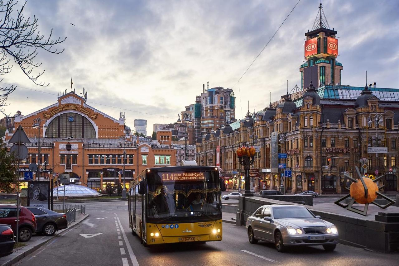 Big Jacuzzi , Sauna , Khreshchatyk Apartments 基輔 外观 照片